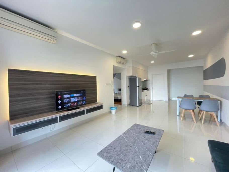 Teega Suites Seaview By Vdo Homestay Nusajaya  Dış mekan fotoğraf