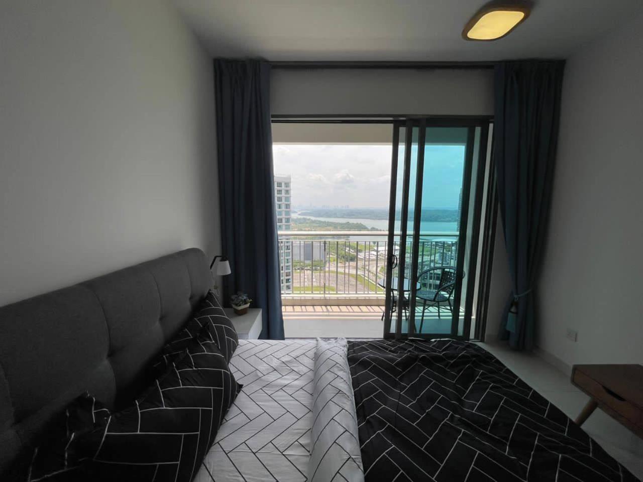 Teega Suites Seaview By Vdo Homestay Nusajaya  Dış mekan fotoğraf
